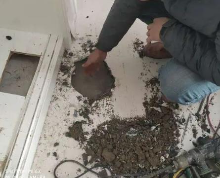 绥化市漏水检测公司为您专业分享下阳台漏水要尽快修，做到这几点，少麻烦又省钱！